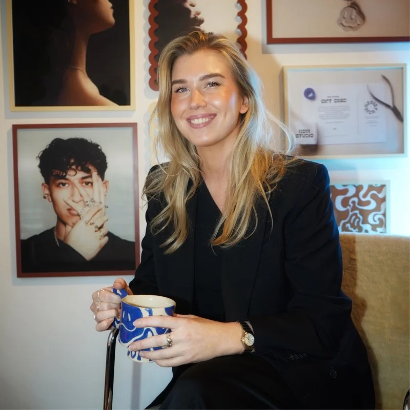 Porträtt av Julia Blom